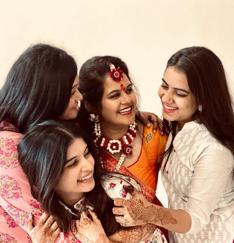 Bhavika Sharma and her sisters